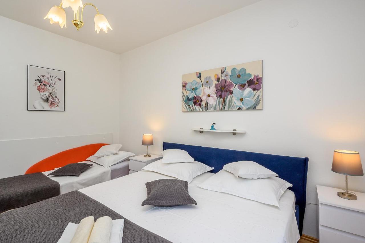 Apartments Juric โปดสตรานา ภายนอก รูปภาพ