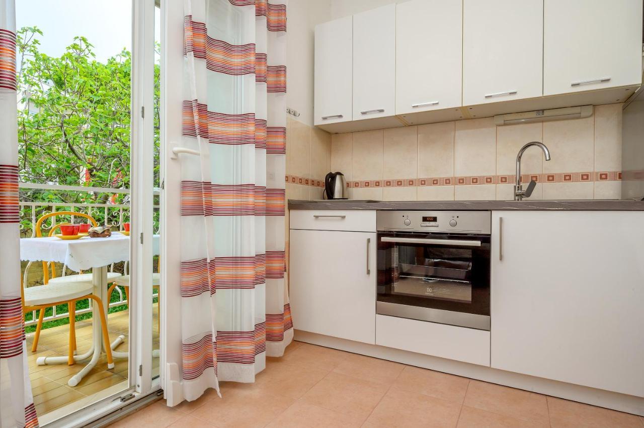 Apartments Juric โปดสตรานา ภายนอก รูปภาพ