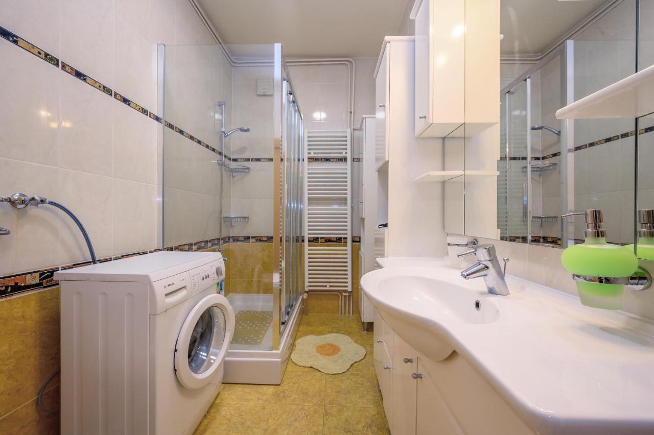 Apartments Juric โปดสตรานา ภายนอก รูปภาพ